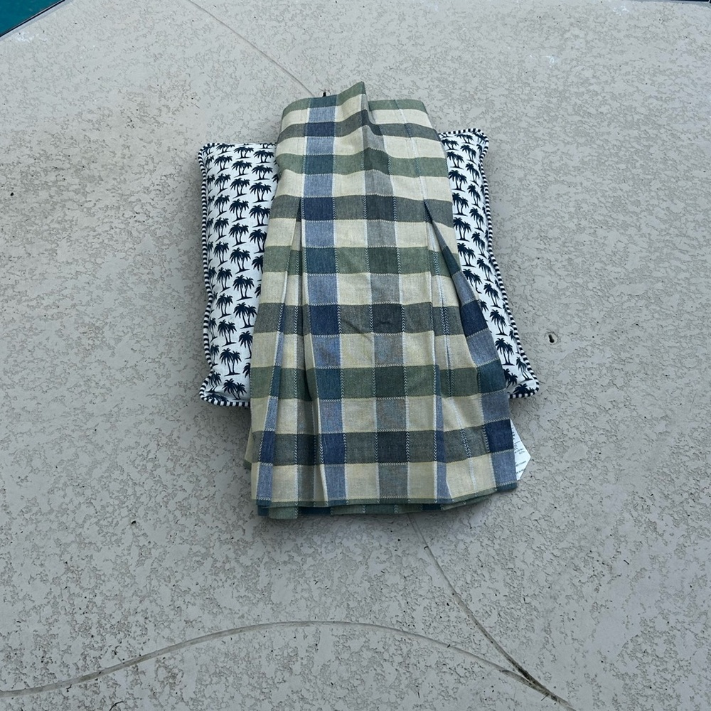 Plaid coustom curtain 6 ft long and pleated